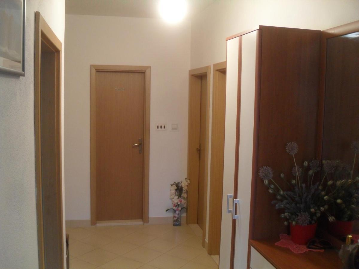 Apartman Igor Podgora Esterno foto