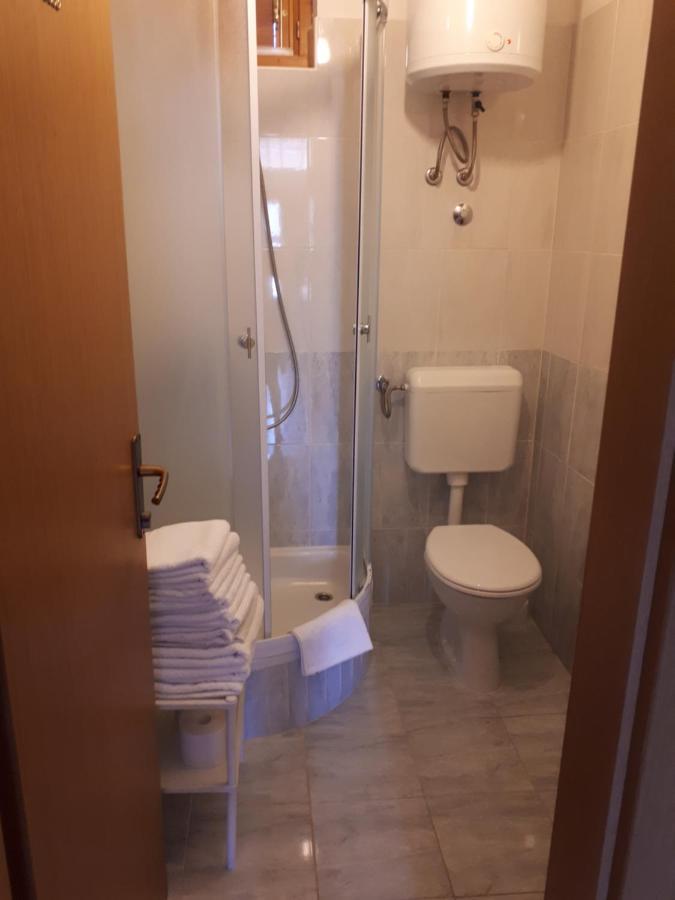 Apartman Igor Podgora Esterno foto