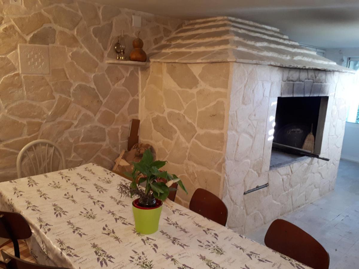 Apartman Igor Podgora Esterno foto
