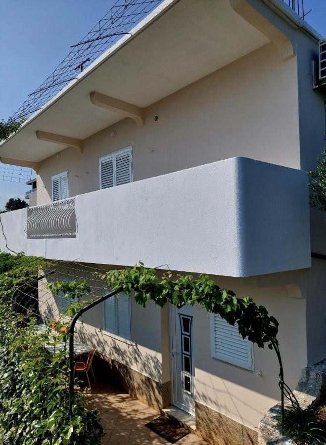 Apartman Igor Podgora Esterno foto