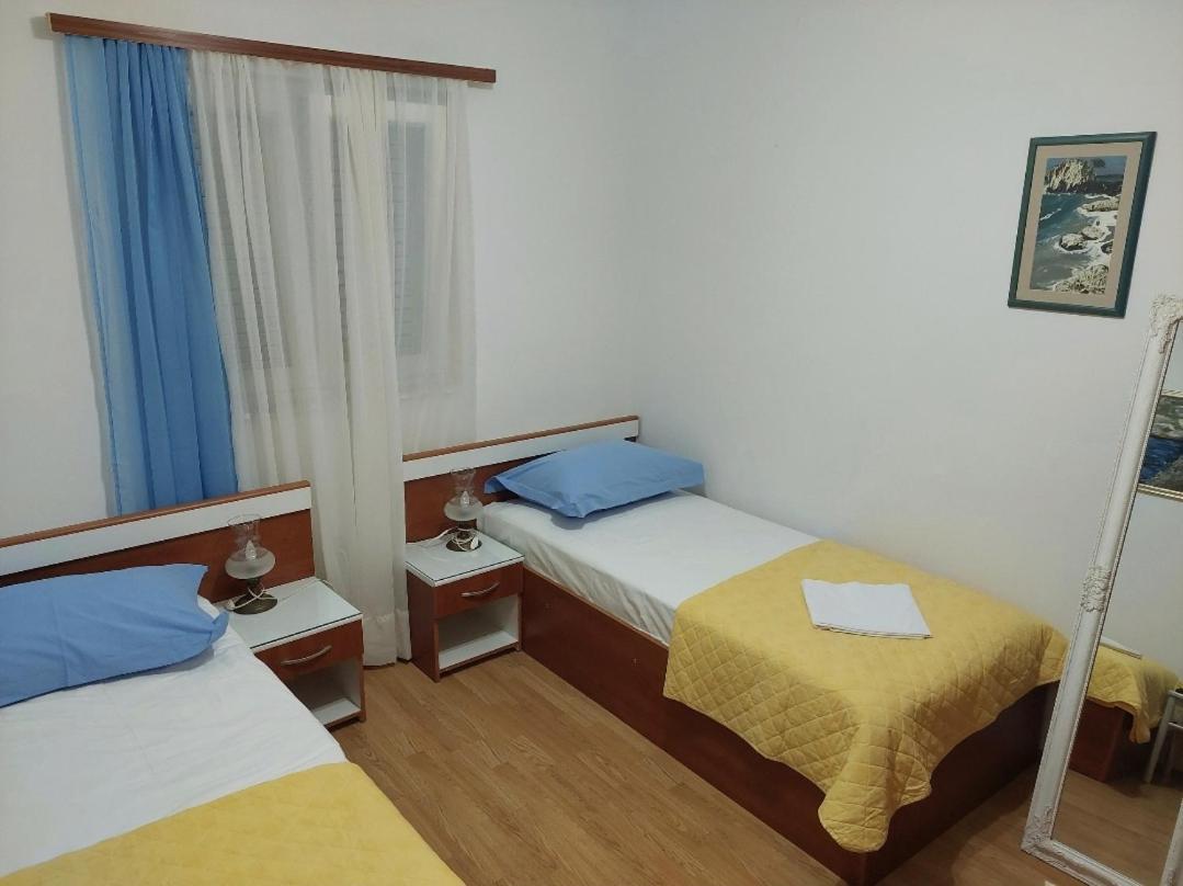 Apartman Igor Podgora Esterno foto
