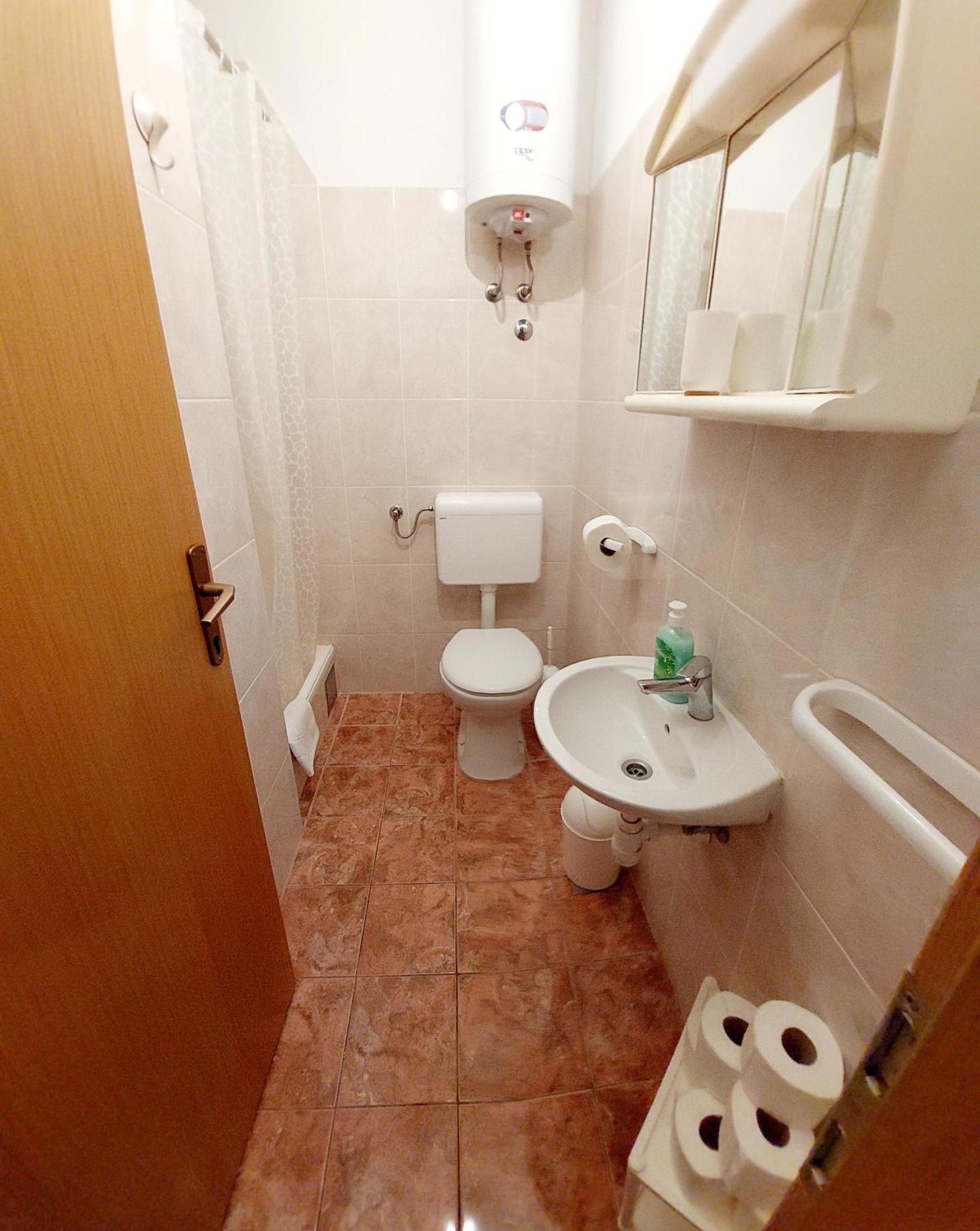 Apartman Igor Podgora Esterno foto